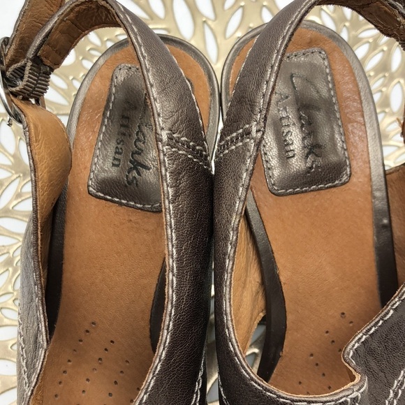 Clarks Artisan Leather Metallic Comfort Heeled Sandals Size 7 - Picture 8 of 10